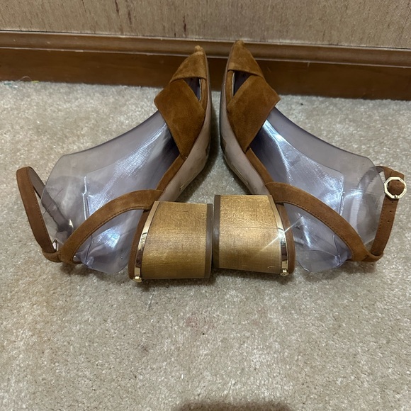 Lousie Et Cie Brown Suede Slingback Heeled Sandals Size 8.5 - Picture 5 of 9